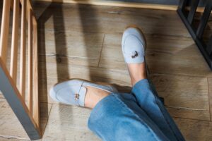 wygodne-buty-do-pracy-stojacej---jak-wybrac-najzdrowsze-modele-dla-kobiet